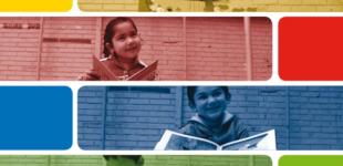 Imagen que muestra a 4 diferentes niños sonriendo con libros en las manos