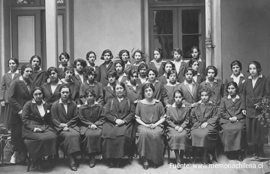 Mujeres que estudiaron en la Escuela Normal para formar profesoras